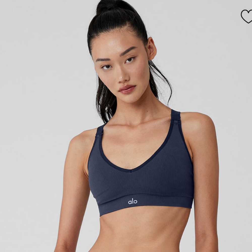 Alo yoga seamless ribbed favorite bra navy size medium